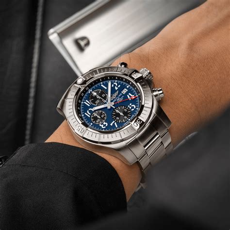 diamond breitling avenger|breitling avenger chrono.